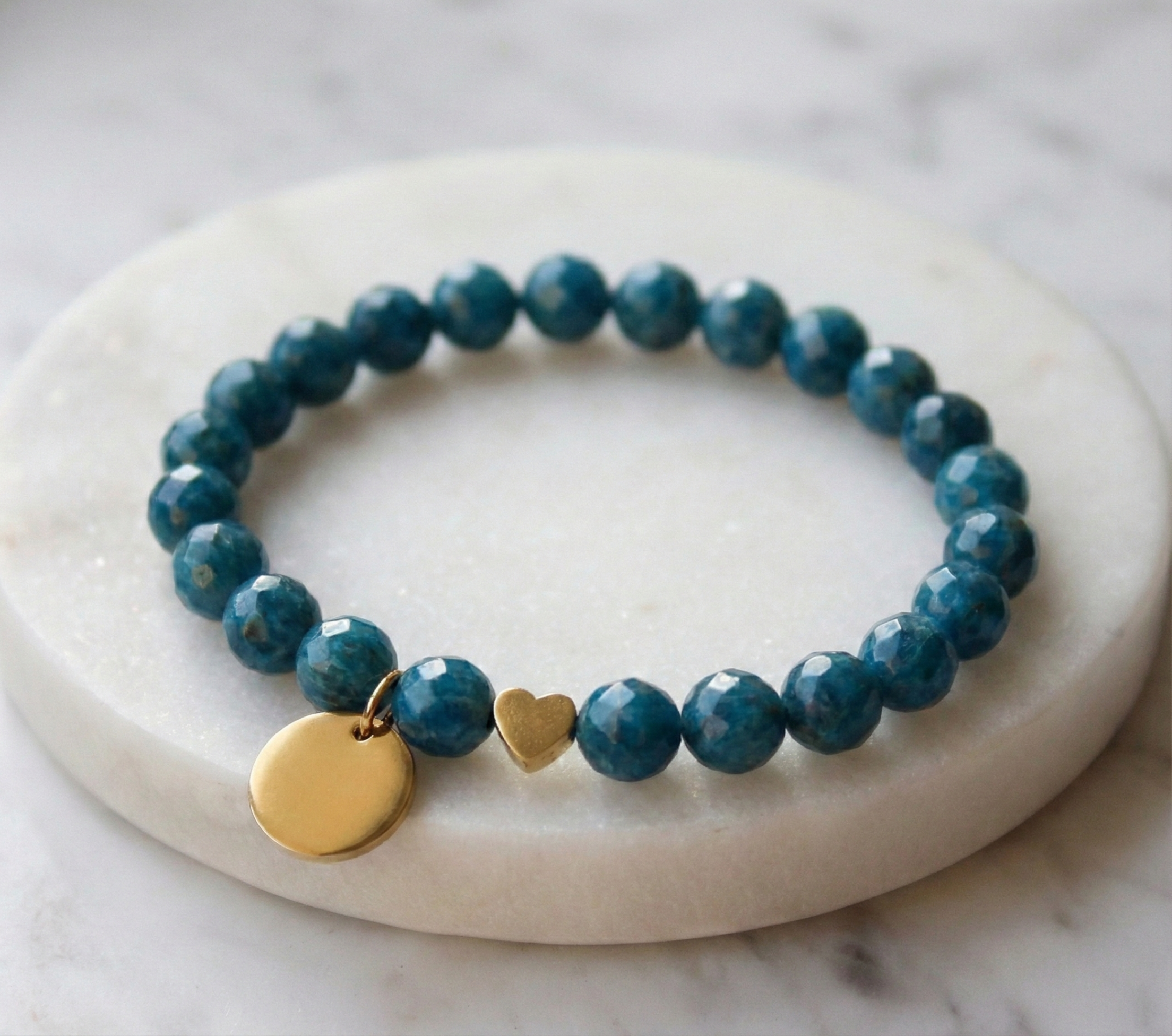 Bransoletka z sercem i zawieszką