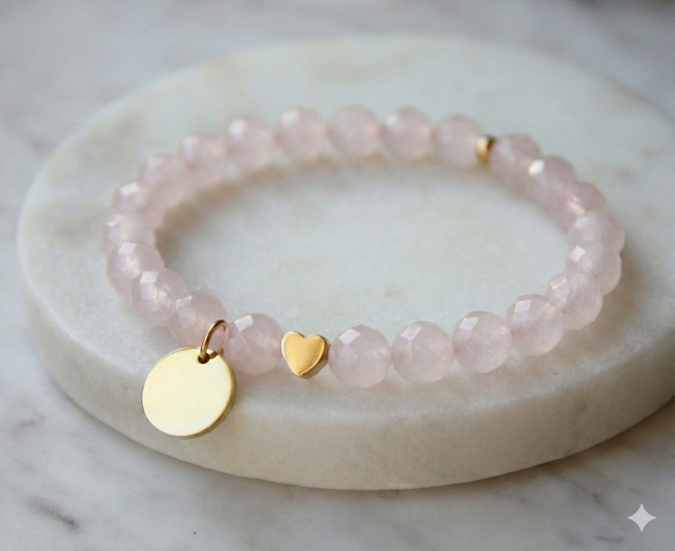 Bransoletka z sercem i zawieszką