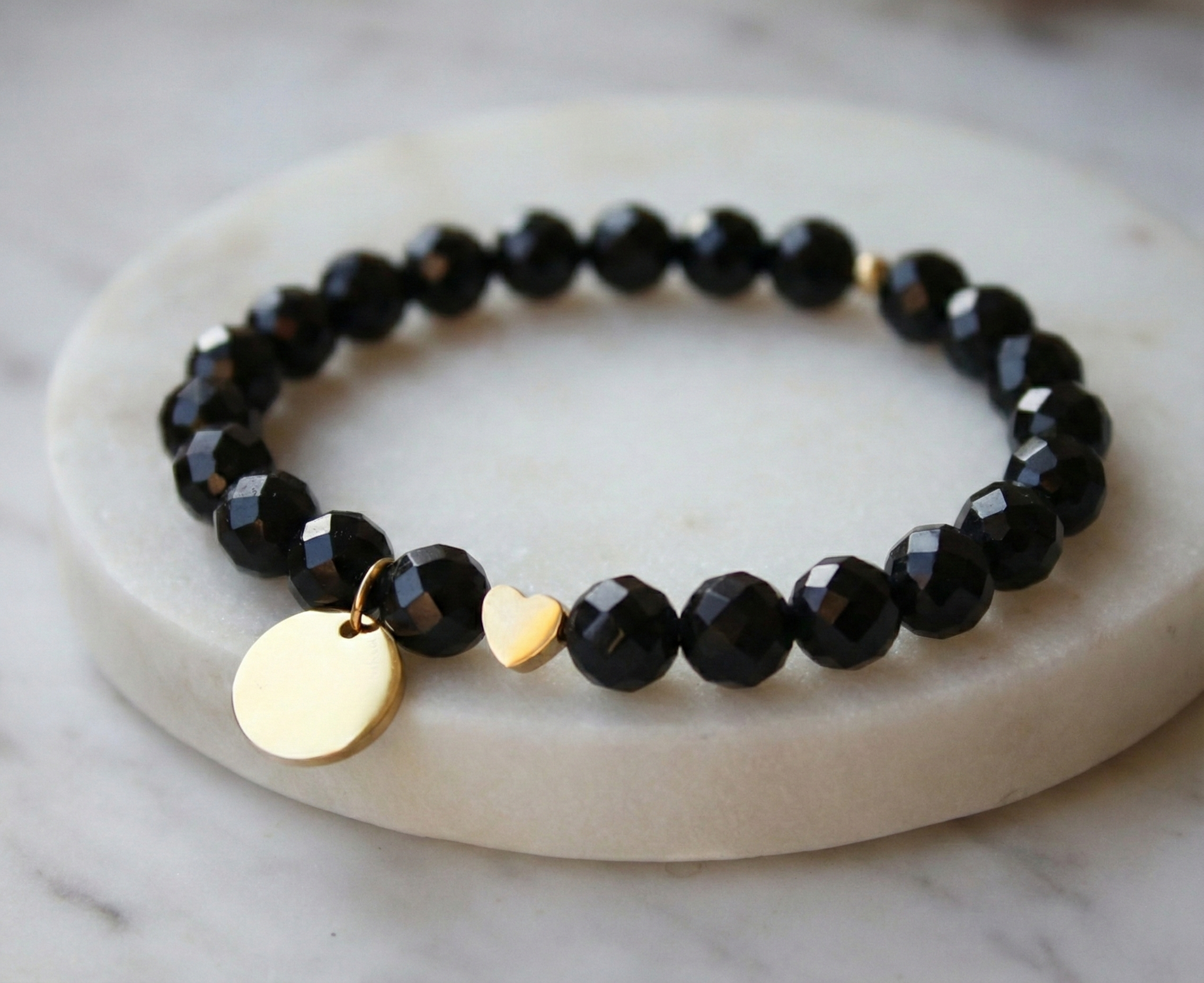 Bransoletka z sercem i zawieszką